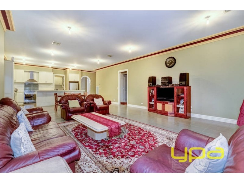 2 Gunnawarra Road, Kurunjang VIC 3337