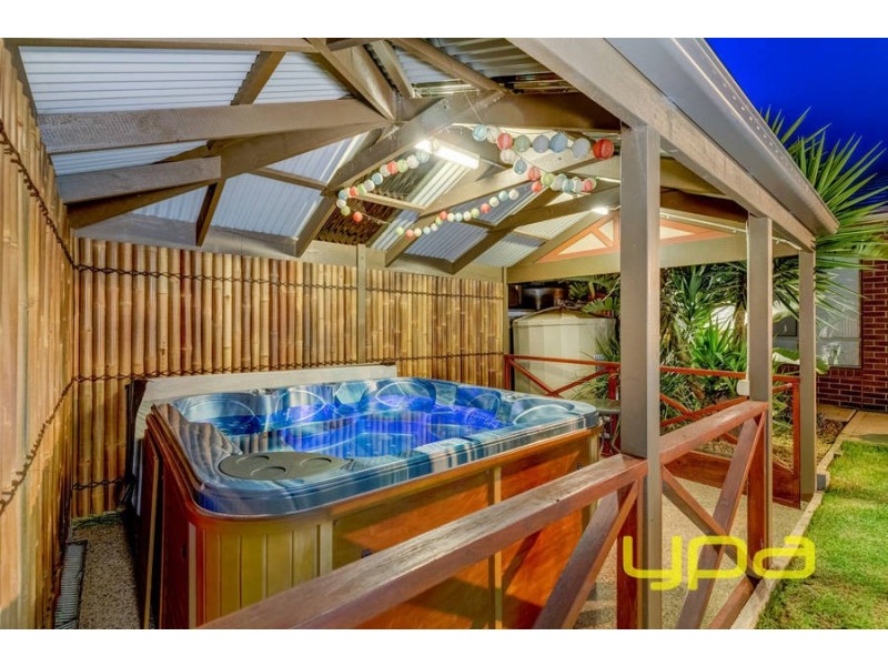 23 Sovereign Boulevard, Melton West VIC 3337