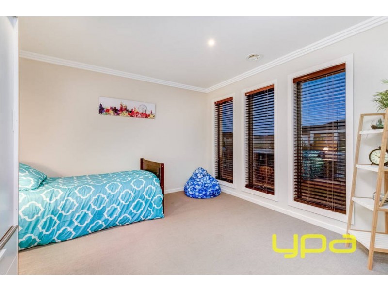 196 Botanica Springs Boulevard, Brookfield VIC 3338