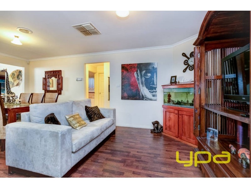 1 Todman Court, Melton West VIC 3337