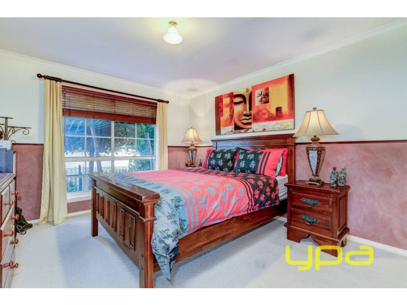 1 Todman Court, Melton West VIC 3337