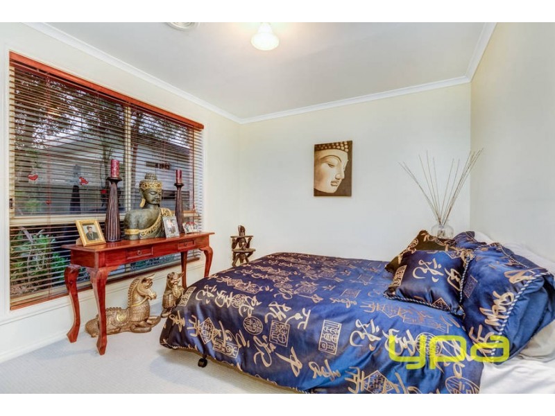 1 Todman Court, Melton West VIC 3337