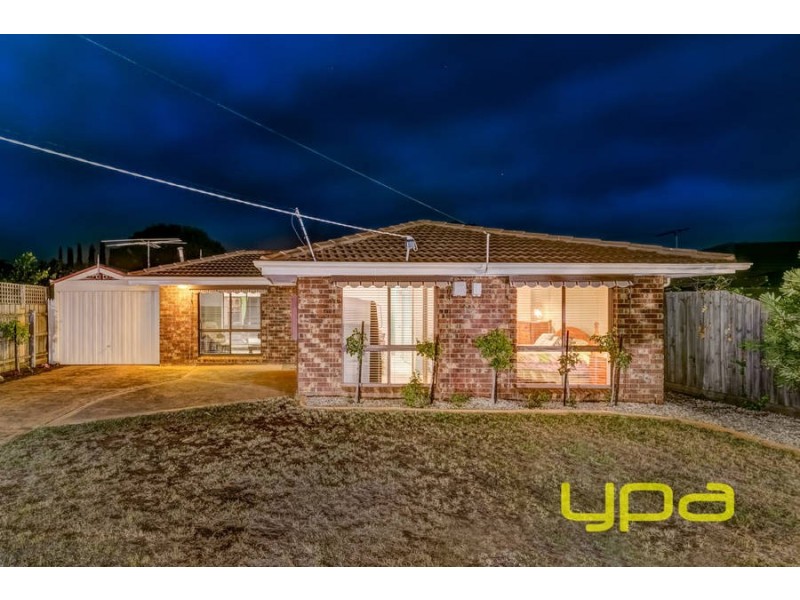 26 Bridgeford Crescent, Melton South VIC 3338