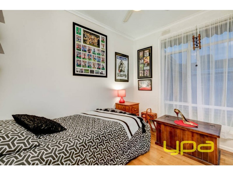 4 Childs Street, Melton South VIC 3338