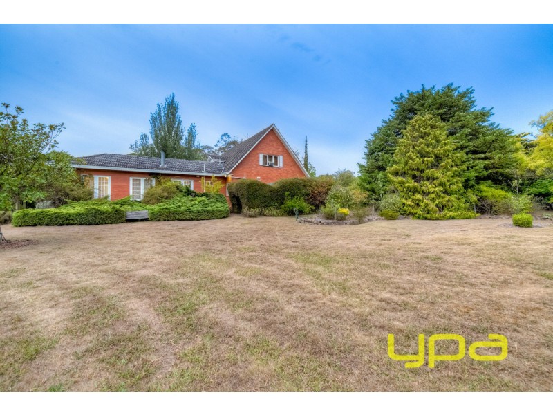 48 Blackforest Drive, Macedon VIC 3440