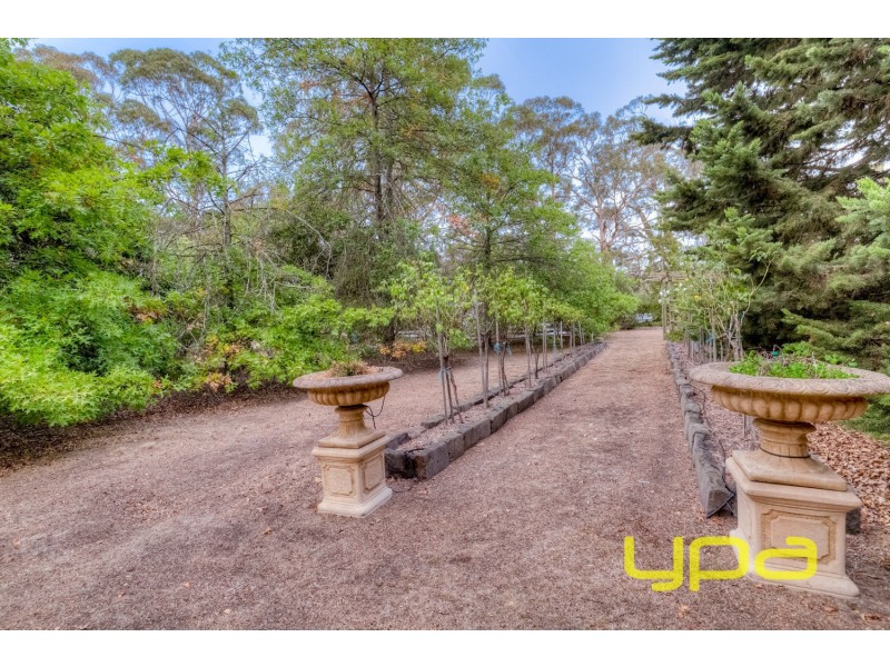 48 Blackforest Drive, Macedon VIC 3440