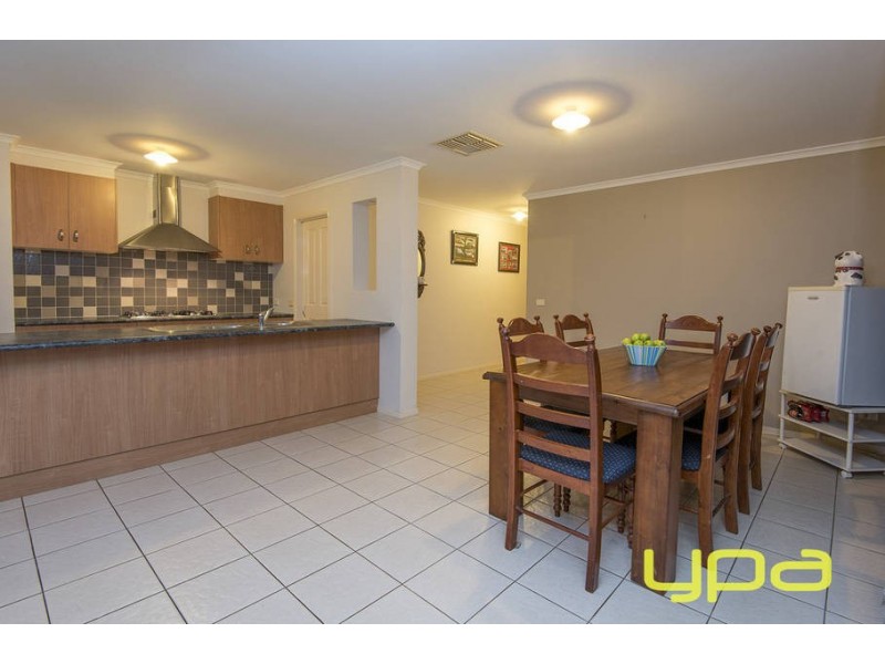 6 Delta Street, Kurunjang VIC 3337