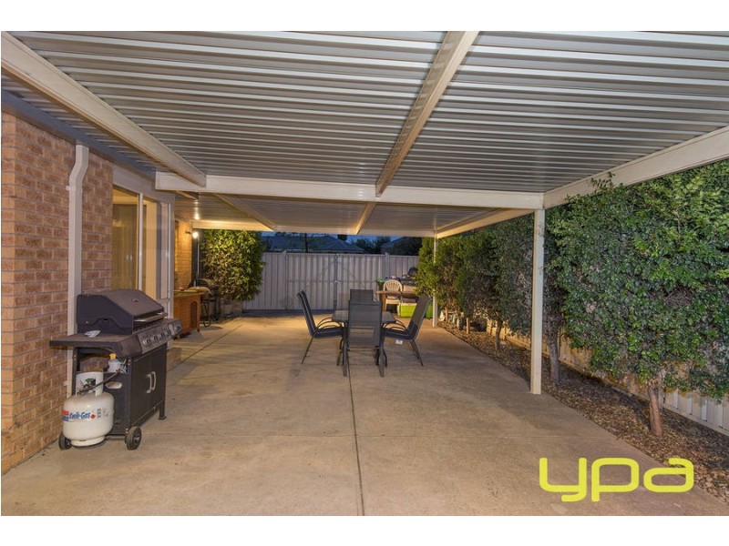 6 Delta Street, Kurunjang VIC 3337