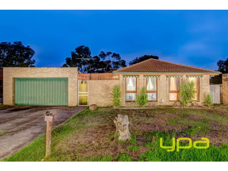 1 Dunvegan Drive, Kurunjang VIC 3337