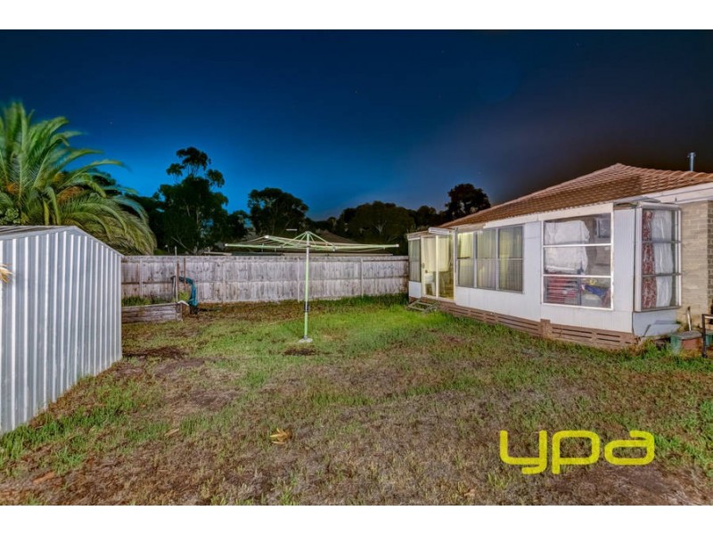 1 Dunvegan Drive, Kurunjang VIC 3337