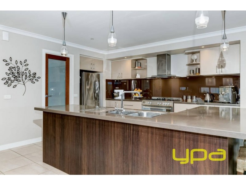 117 Westlake Drive, Melton West VIC 3337