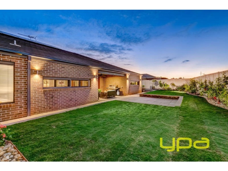 117 Westlake Drive, Melton West VIC 3337