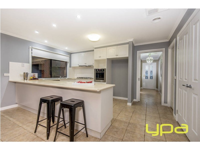 2 London Court, Kurunjang VIC 3337