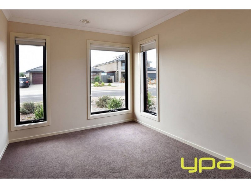3 Nantha Way, Brookfield VIC 3338