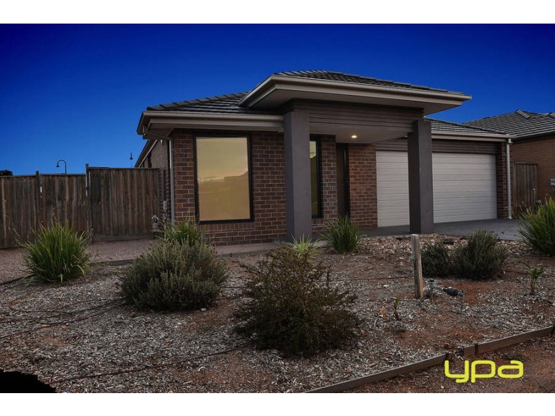 3 Nantha Way, Brookfield VIC 3338