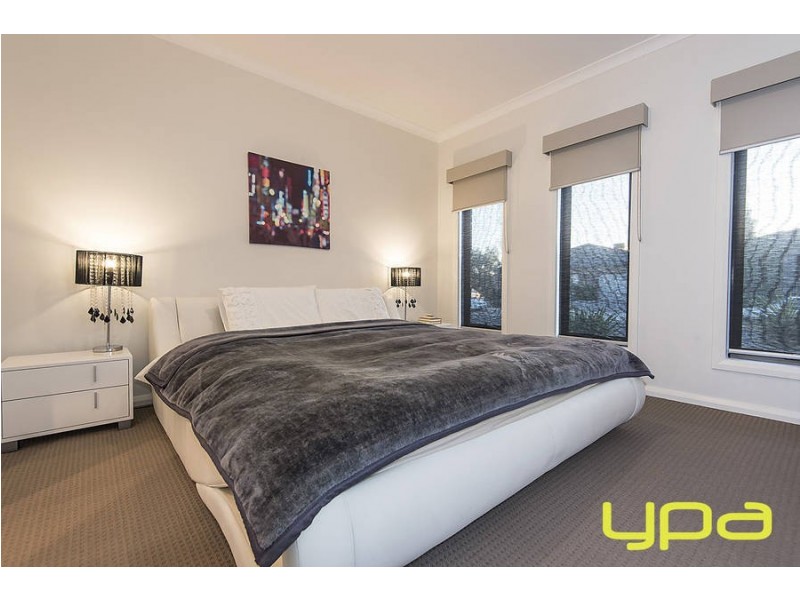 4 Carissa Road, Brookfield VIC 3338