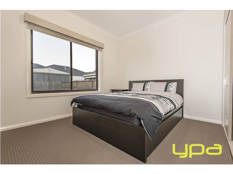 4 Carissa Road, Brookfield VIC 3338