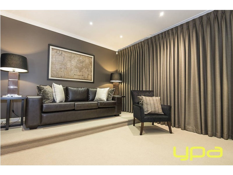 11 Castletown Boulevard, Melton South VIC 3338