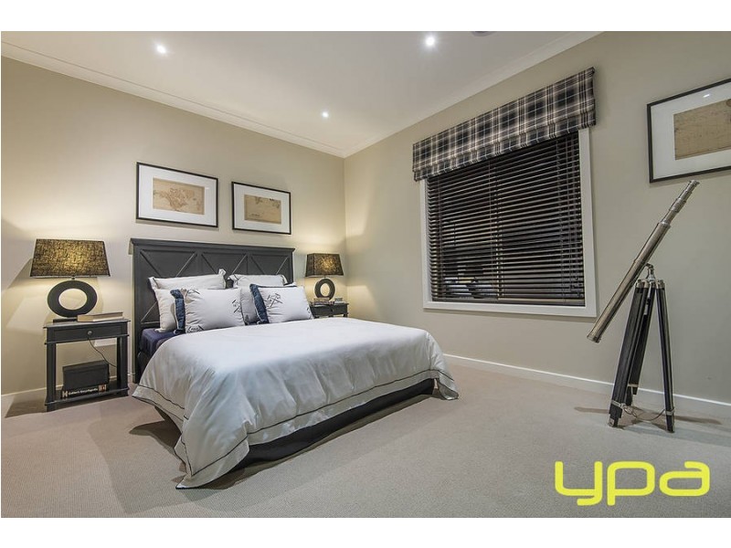 11 Castletown Boulevard, Melton South VIC 3338