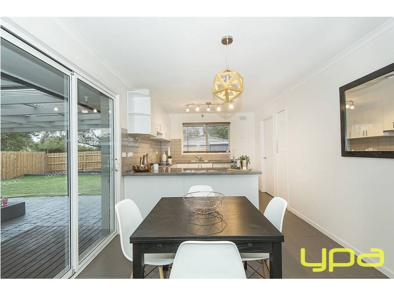 3 Morshead Street, Melton South VIC 3338