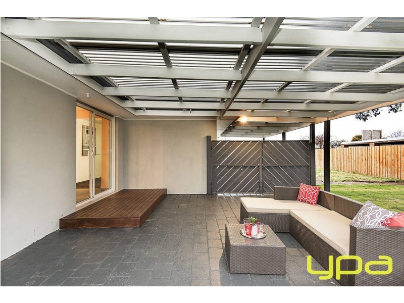 3 Morshead Street, Melton South VIC 3338