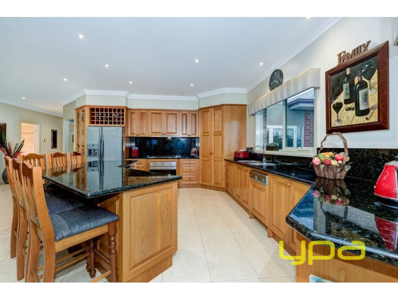 44 Dalray Crescent, Kurunjang VIC 3337