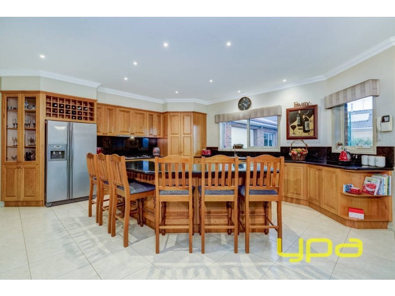 44 Dalray Crescent, Kurunjang VIC 3337