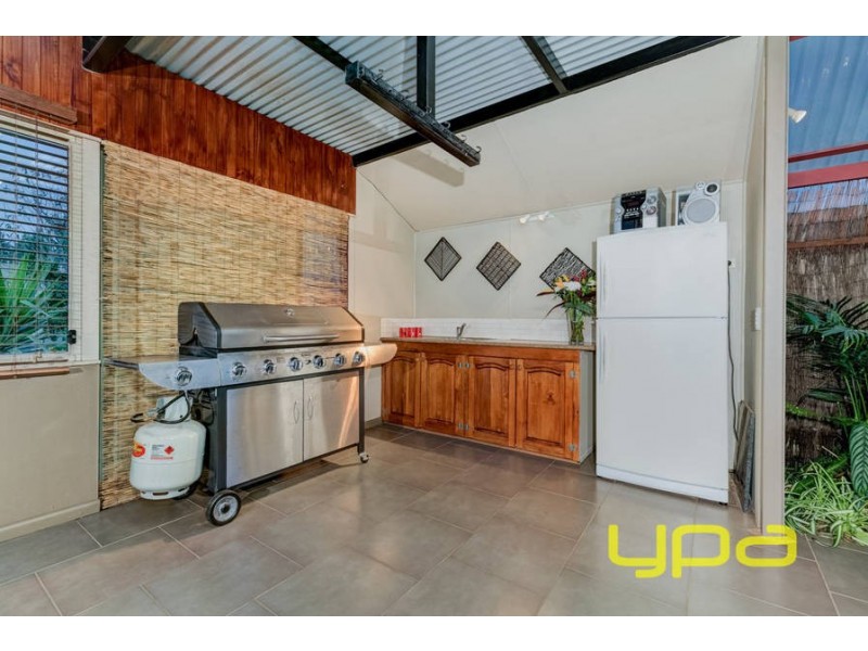 44 Dalray Crescent, Kurunjang VIC 3337