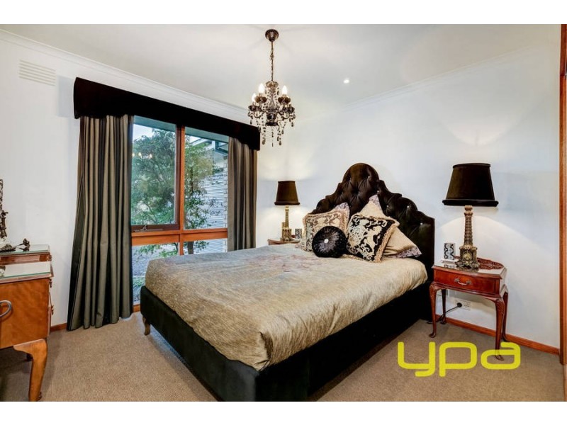 3 Katrina Place, Melton West VIC 3337