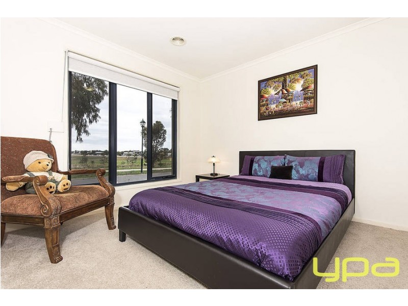 14 Shandeau Boardwalk, Melton West VIC 3337