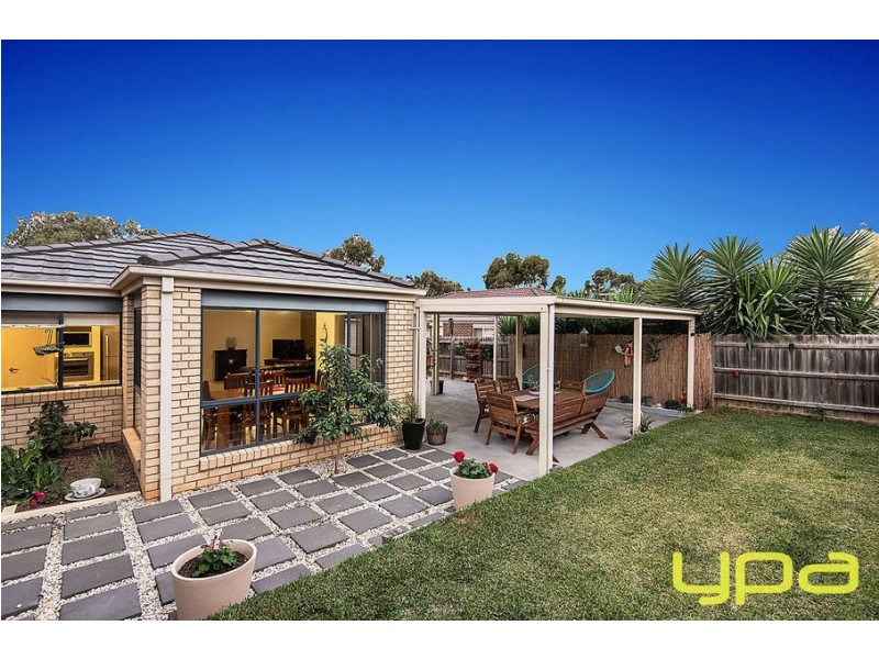 14 Shandeau Boardwalk, Melton West VIC 3337