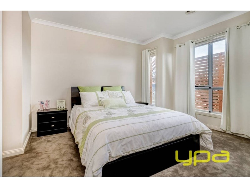 85 Arnolds Creek Boulevard, Melton West VIC 3337