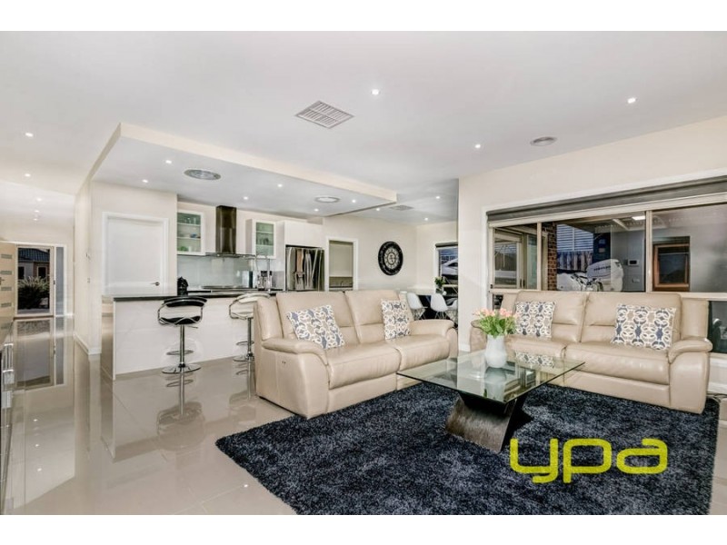 22 Peter Pan Crescent, Kurunjang VIC 3337