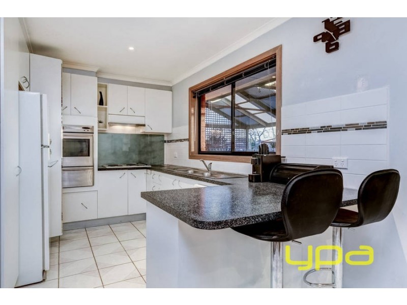 5 Rimbanda Court, Kurunjang VIC 3337