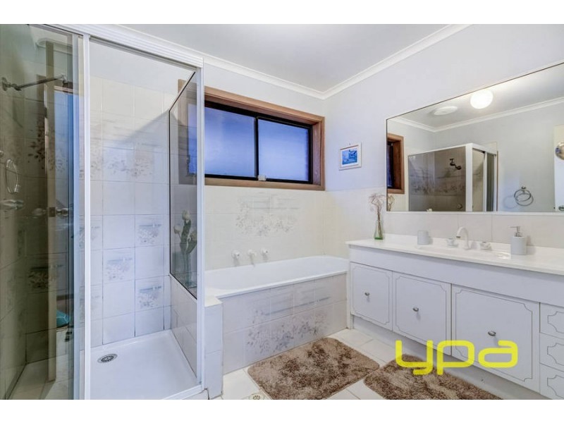 5 Rimbanda Court, Kurunjang VIC 3337