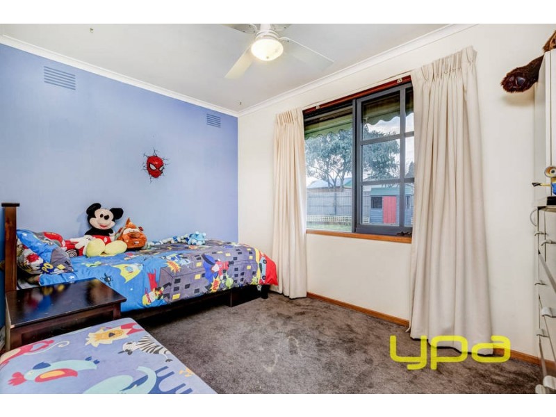 7 Vista Drive, Melton VIC 3337