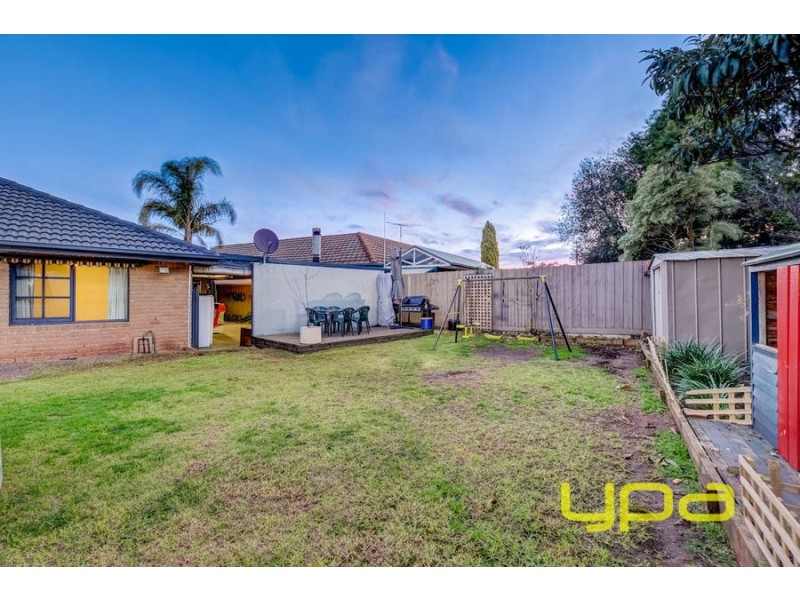 7 Vista Drive, Melton VIC 3337