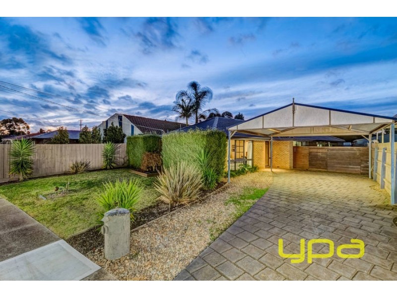 7 Vista Drive, Melton VIC 3337