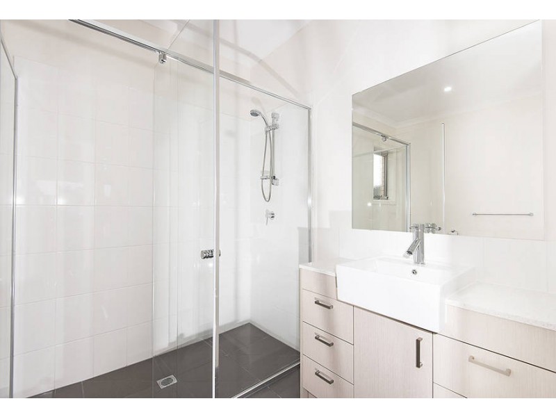 64 Aruma Avenue, Melton West VIC 3337