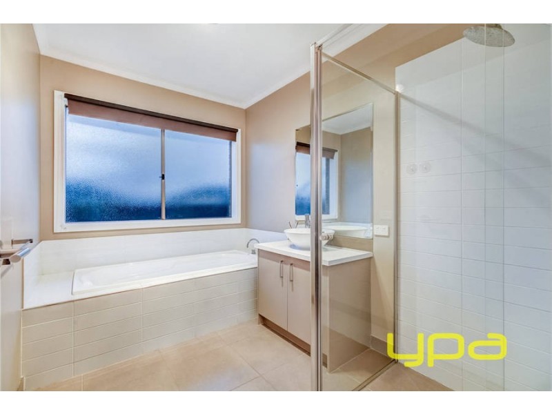 30 Northgate Drive, Melton West VIC 3337