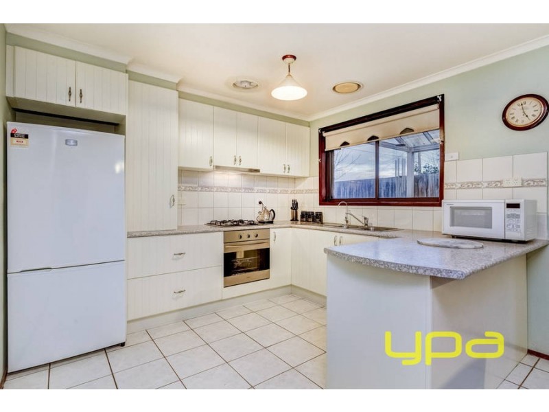 21 Morris Street, Melton South VIC 3338