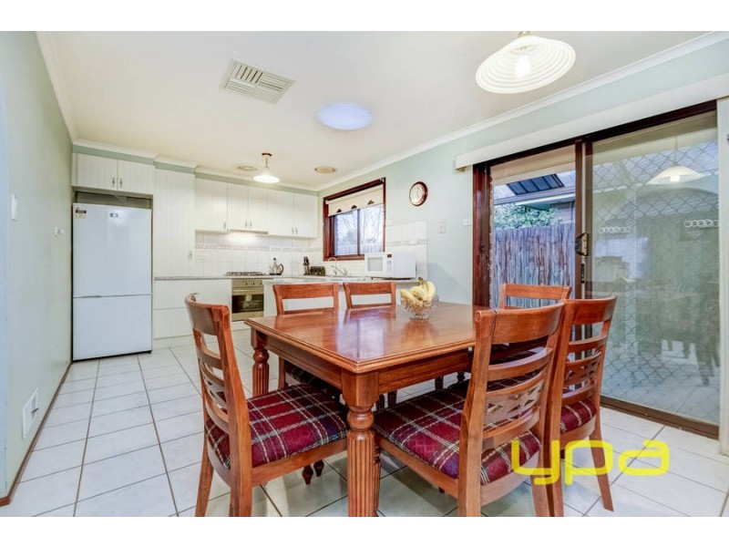 21 Morris Street, Melton South VIC 3338