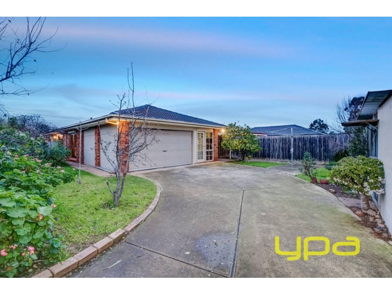 21 Morris Street, Melton South VIC 3338