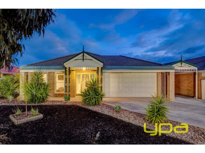 22 Fiddlewood Turn, Melton West VIC 3337