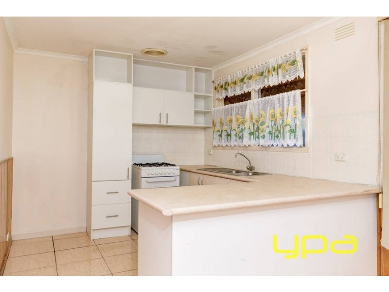 12 Scott Street, Melton VIC 3337