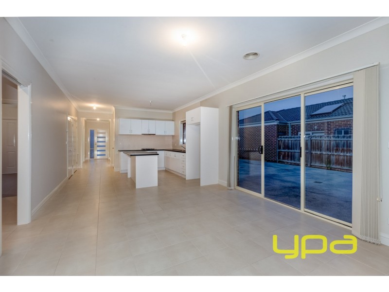 7 Kayla Way, Kurunjang VIC 3337