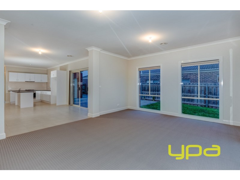 7 Kayla Way, Kurunjang VIC 3337