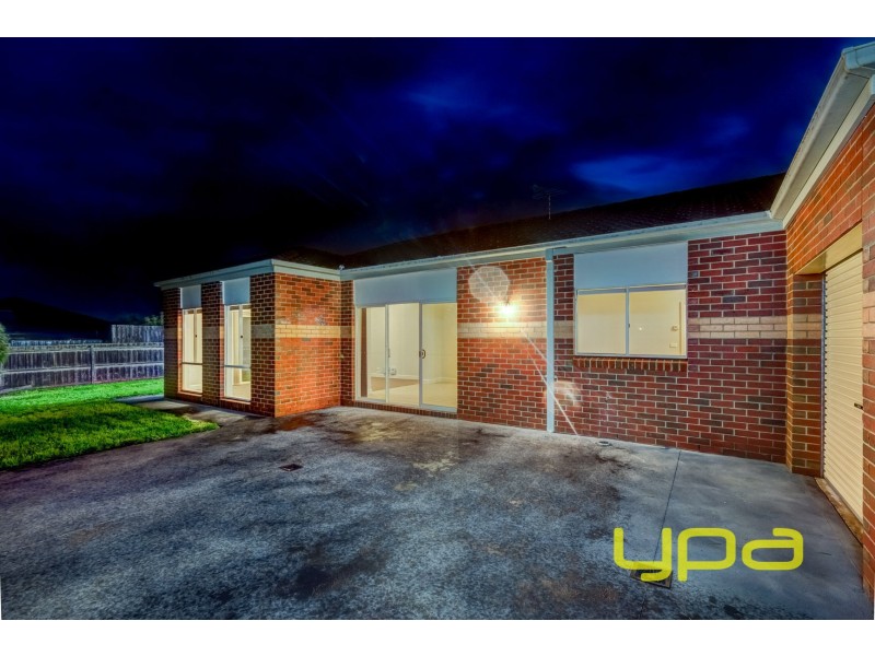 7 Kayla Way, Kurunjang VIC 3337