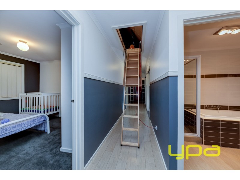 346 Centenary Avenue, Melton West VIC 3337