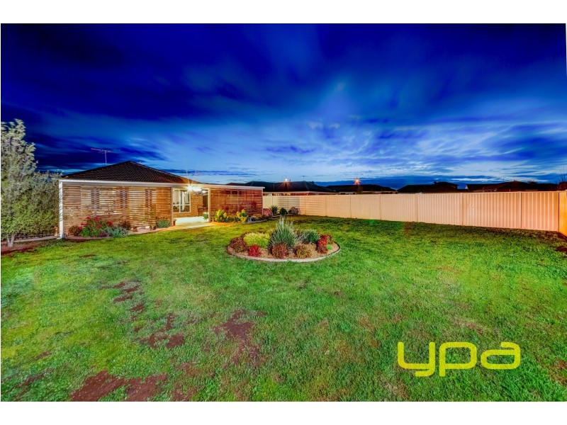 346 Centenary Avenue, Melton West VIC 3337